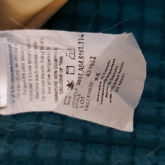 Women's Plus size tank top - Picture 4 of 4